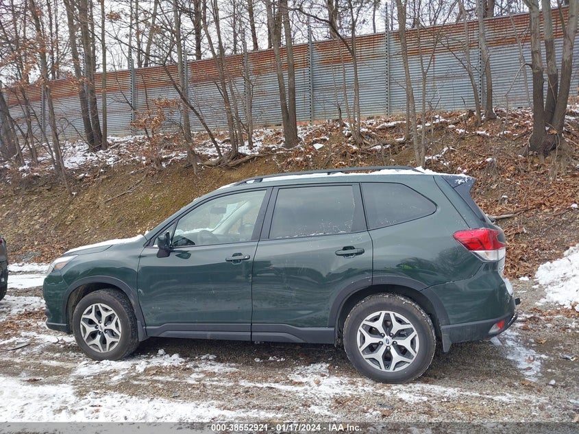 VIN JF2SKACC9RH412576 2024 SUBARU FORESTER PREMIUM