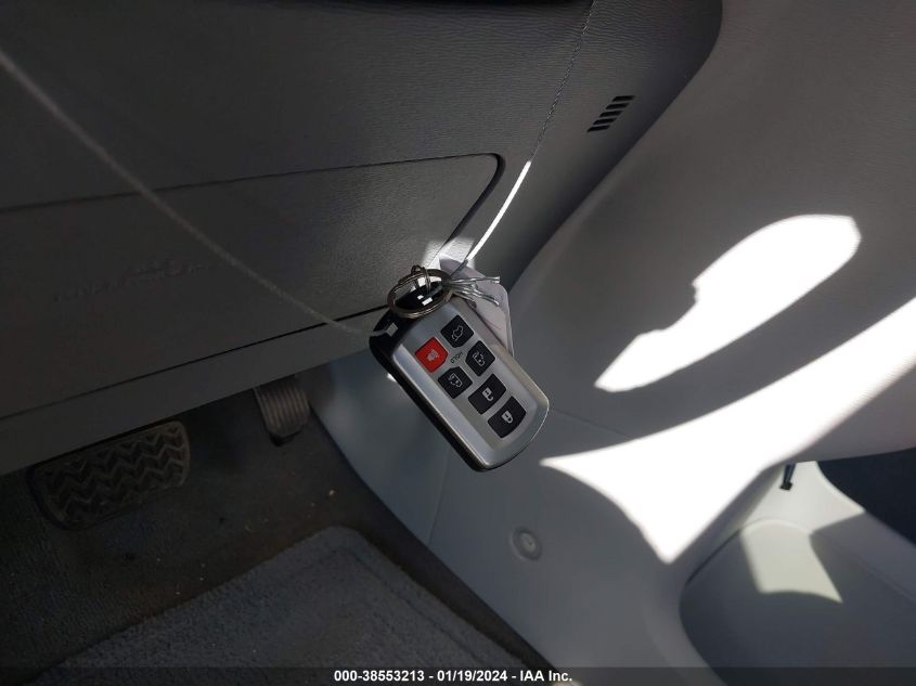 2014 TOYOTA SIENNA XLE/LIMITED - 115TDYK3DCXES4493