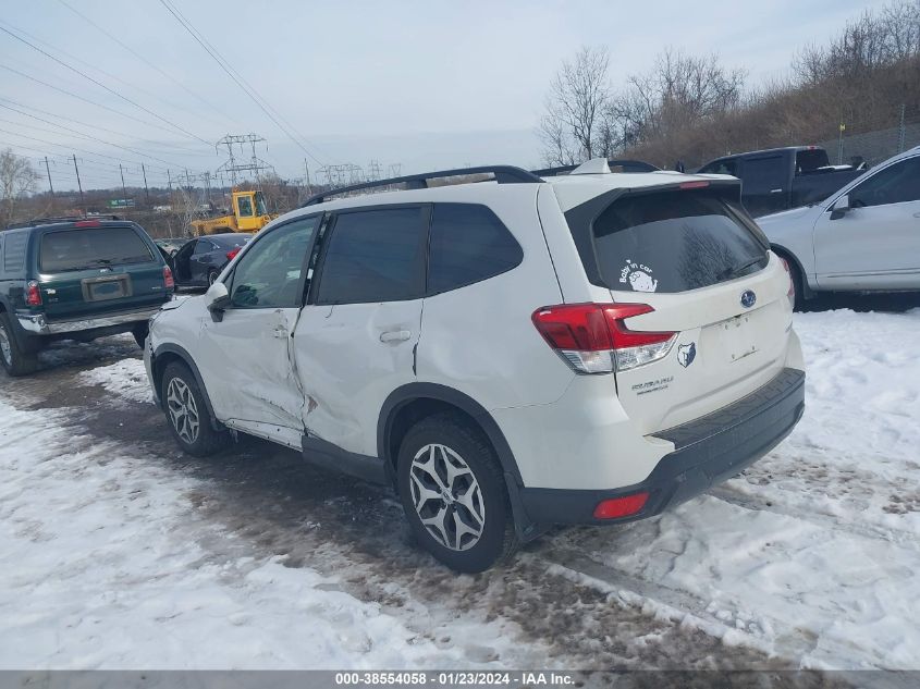 VIN JF2SKAJC1MH508116 2021 SUBARU FORESTER PREMIUM