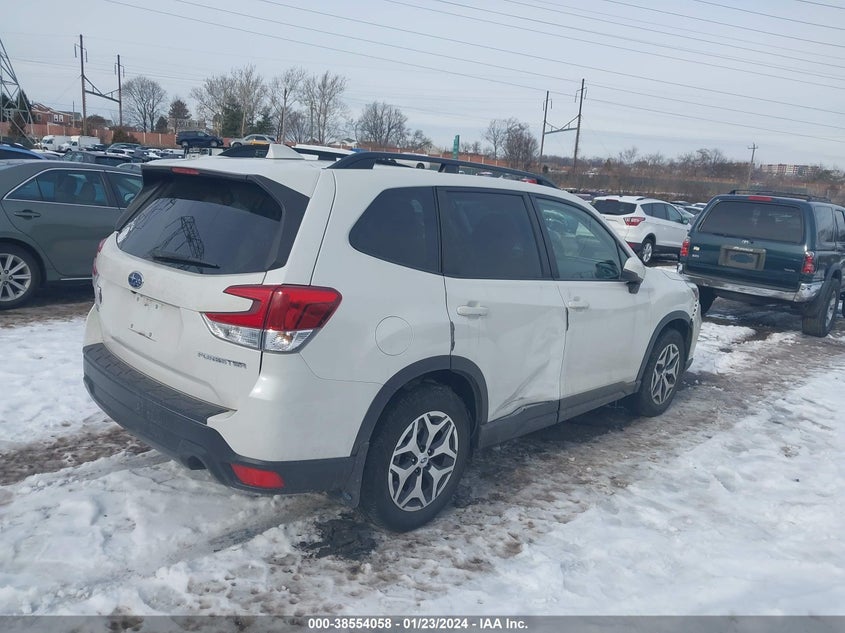 VIN JF2SKAJC1MH508116 2021 SUBARU FORESTER PREMIUM