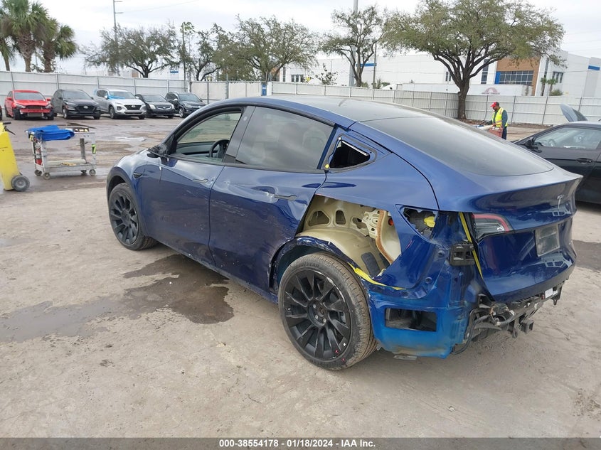 VIN 7SAYGDEE7NF432025 2022 TESLA MODEL Y LONG RANGE DUAL MOTOR ALL-WHEEL DRIVE