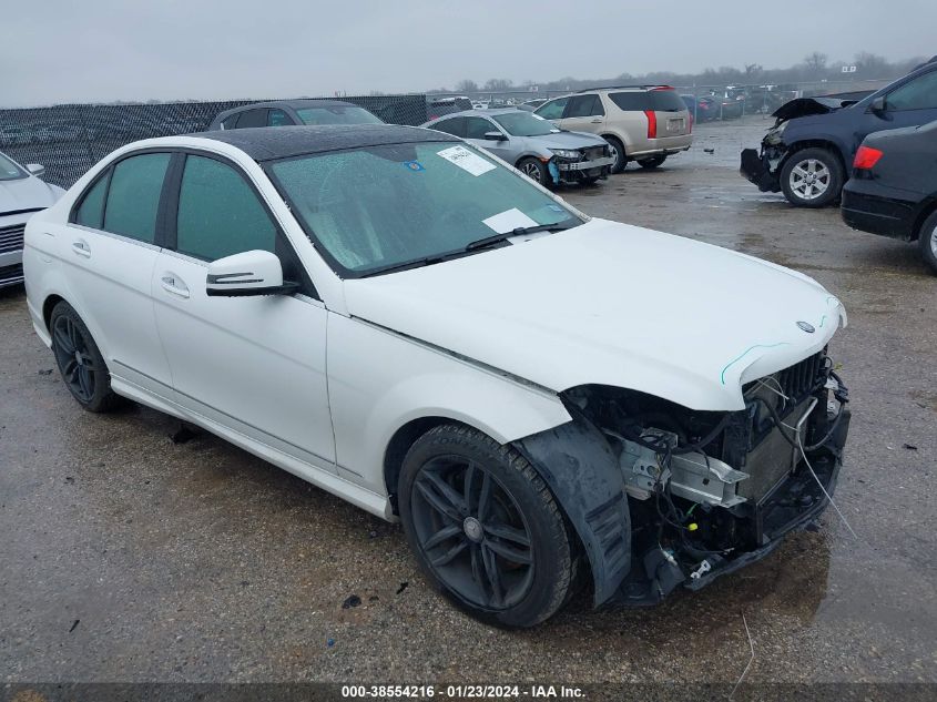 2014 MERCEDES-BENZ C 300 LUXURY 4MATIC/SPORT 4MATIC - WDDGF8AB2EA967549