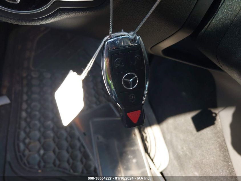 2016 MERCEDES-BENZ C 300 LUXURY/SPORT - 55SWF4JB8GU174098