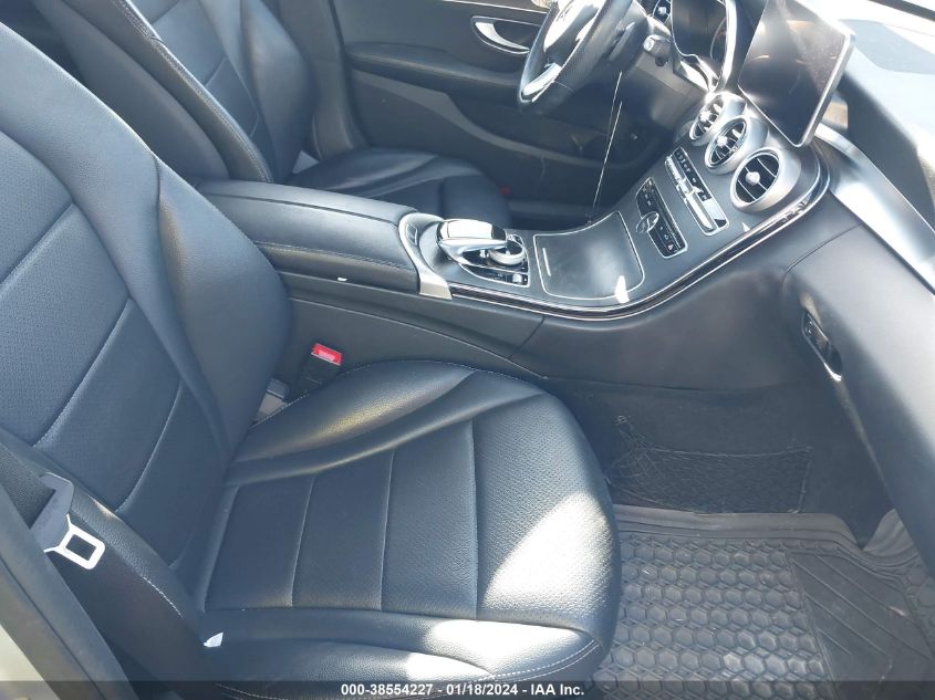 2016 MERCEDES-BENZ C 300 LUXURY/SPORT - 55SWF4JB8GU174098