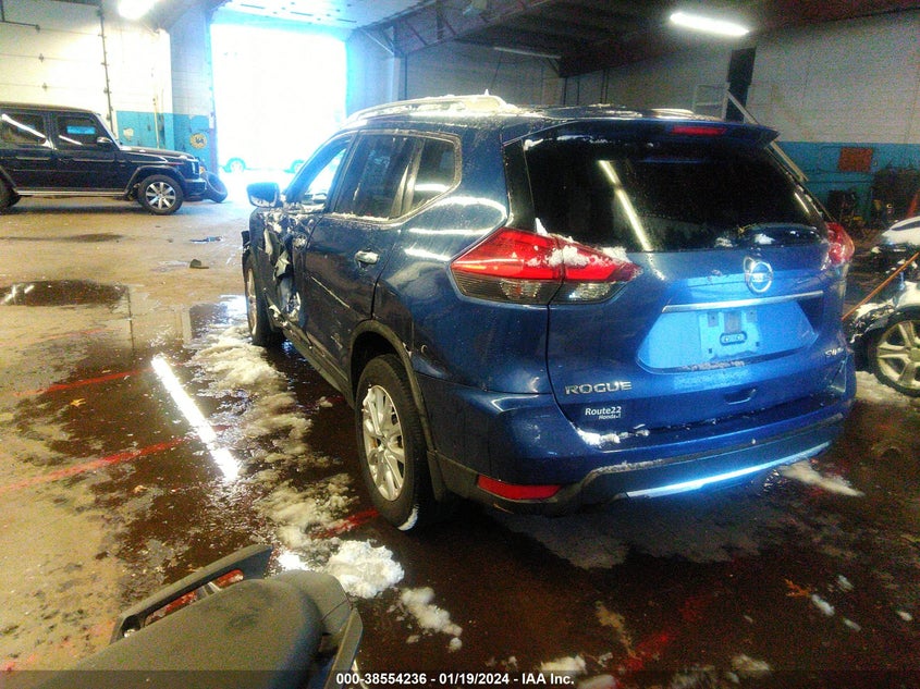 VIN JN8AT2MV4HW010928 2017 NISSAN ROGUE S/SL/SV