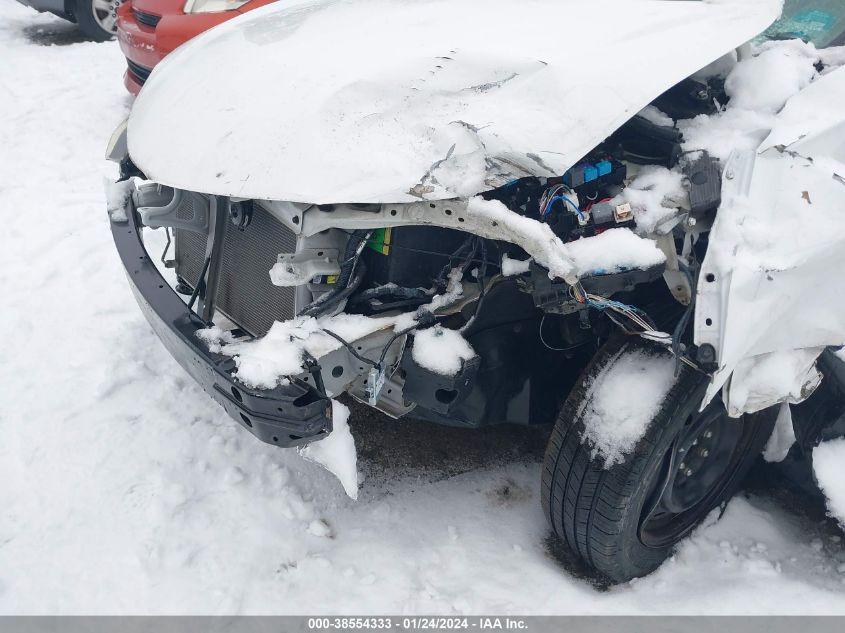 2014 TOYOTA COROLLA LE - 5YFBURHE9EP130180