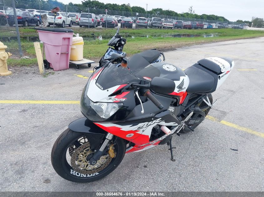 2001 HONDA CBR900 RE JH2SC44381M102157