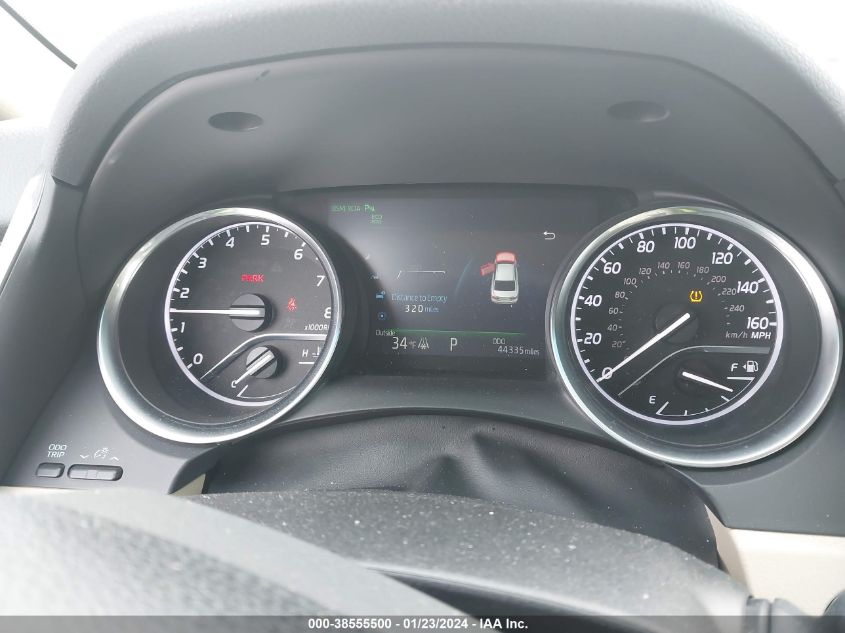 2018 TOYOTA CAMRY XLE - 4T1B11HK9JU031643
