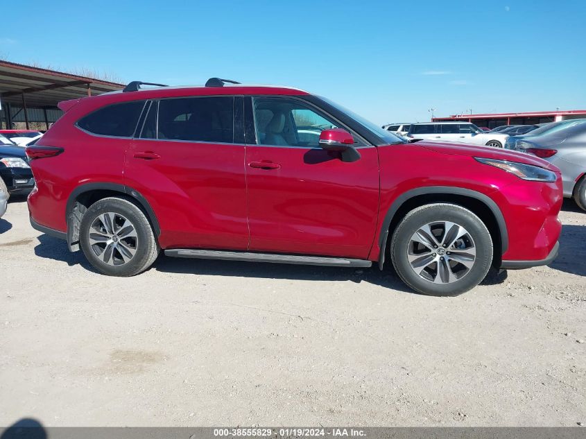 2022 TOYOTA HIGHLANDER XLE - 5TDGZRAHXN5545771