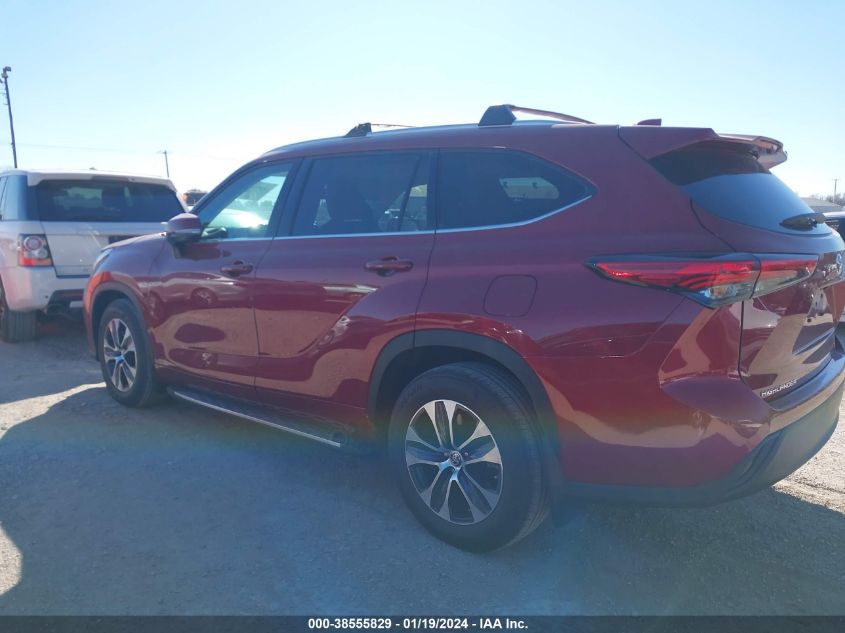 2022 TOYOTA HIGHLANDER XLE - 5TDGZRAHXN5545771