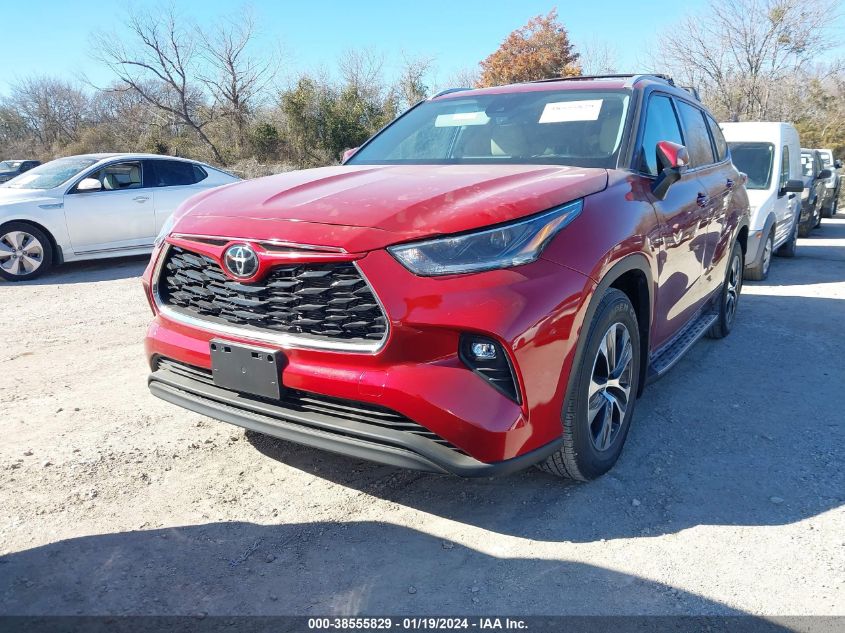 2022 TOYOTA HIGHLANDER XLE - 5TDGZRAHXN5545771