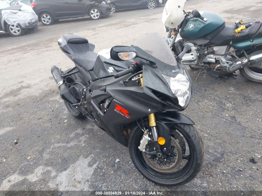 2016 SUZUKI GSX-R750 - JS1GR7MA3G2101235