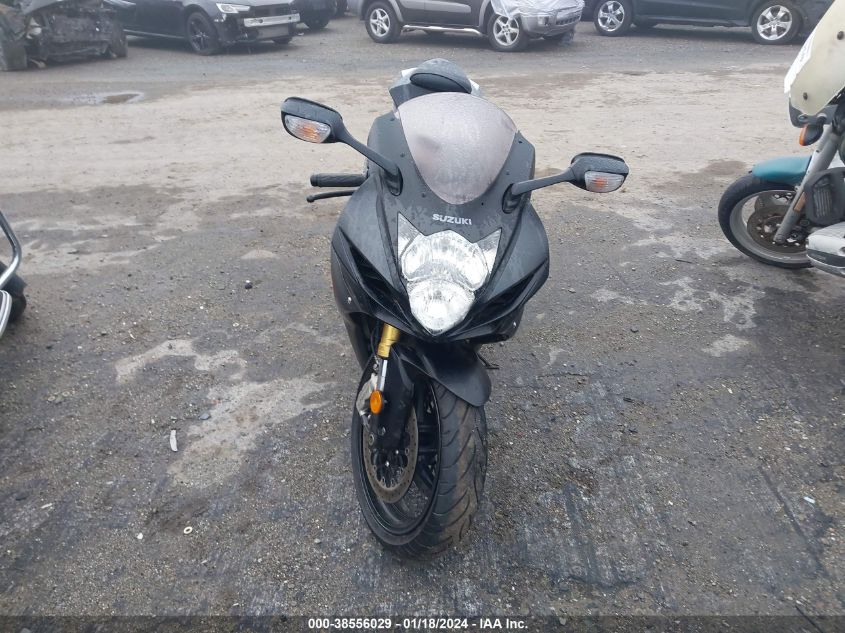 2016 SUZUKI GSX-R750 - JS1GR7MA3G2101235