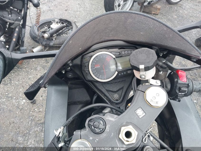 2016 SUZUKI GSX-R750 - JS1GR7MA3G2101235