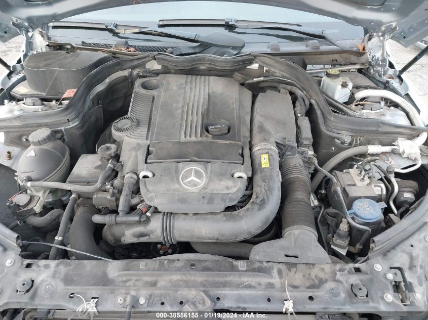 2013 MERCEDES-BENZ C 250 - WDDGF4HB4DA813549