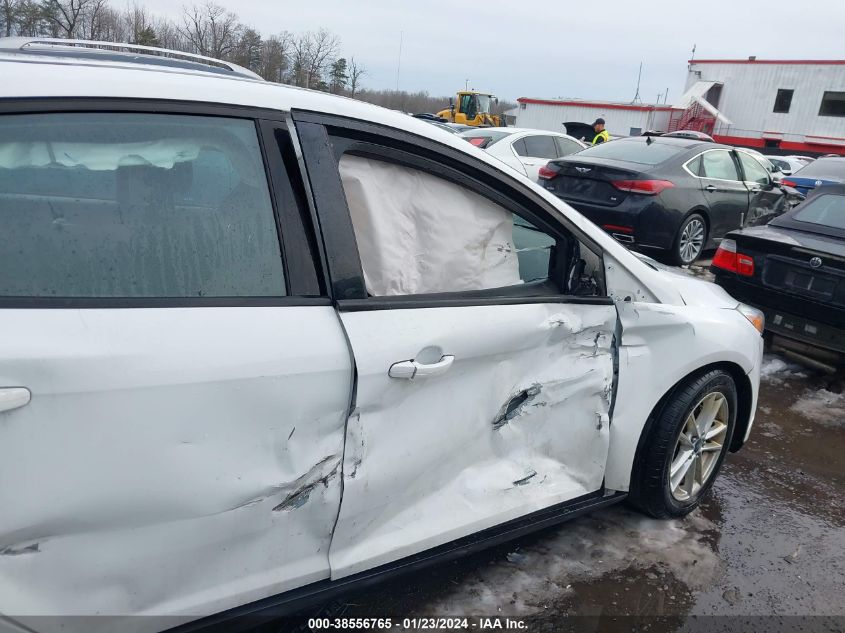 2016 FORD FOCUS SE - 1FADP3K28GL269696