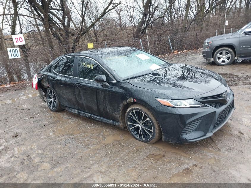 2018 TOYOTA CAMRY SE - 4T1B11HK8JU554975