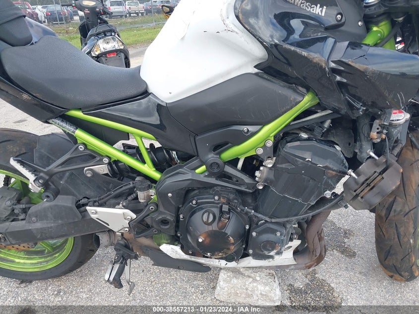 VIN ML5ZRDF19MDA48449 2021 KAWASAKI ZR900 F