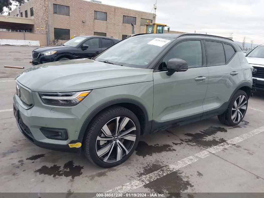 2022 VOLVO XC40 RECHARGE PURE ELECTRIC P8 TWIN PLUS - YV4ED3UR9N2718305
