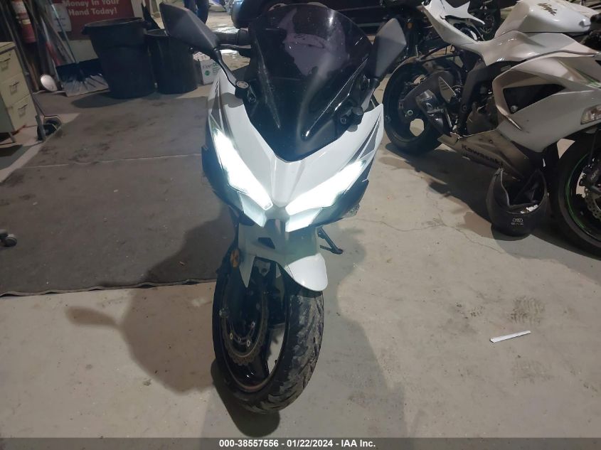 2023 KAWASAKI EX400 - JKAEXKH14PDAP7142