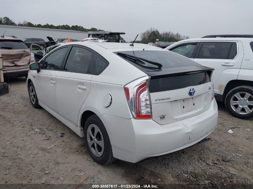 2015 TOYOTA PRIUS TWO - JTDKN3DUXF0476841