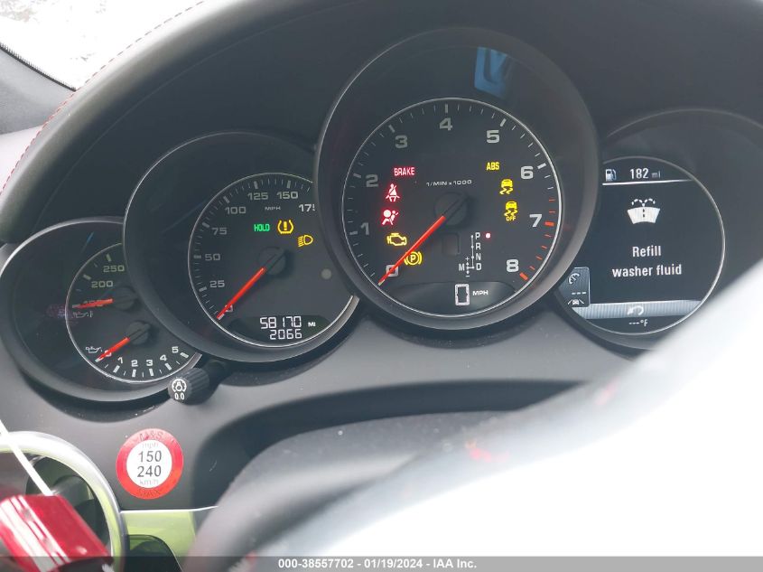 2017 PORSCHE CAYENNE - WP1AA2A21HKA89038