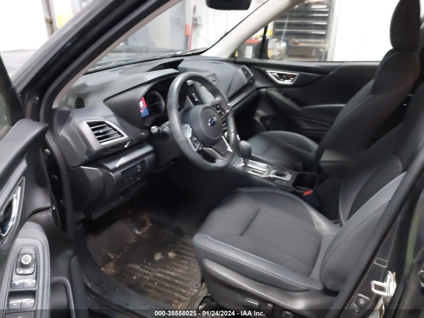 2019 SUBARU FORESTER PREMIUM - JF2SKAGC0KH586178