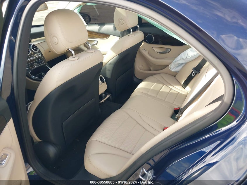 VIN 55SWF4JB0HU211212 2017 MERCEDES-BENZ C 300 LUXURY/SPORT