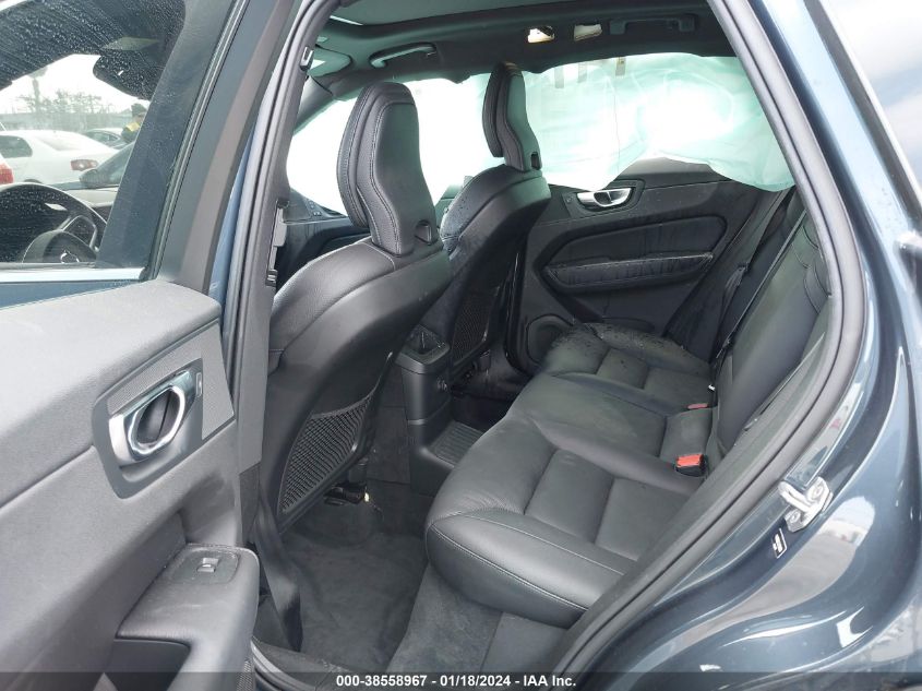 2020 VOLVO XC60 HYBRID T8 INSCRIPTION YV4BR0DL3L1590158