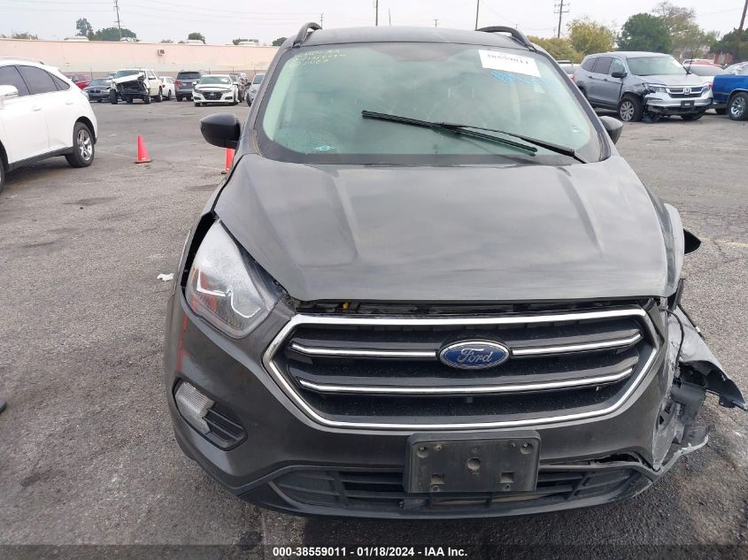 VIN 1FMCU0GD6KUA71964 2019 FORD ESCAPE SE