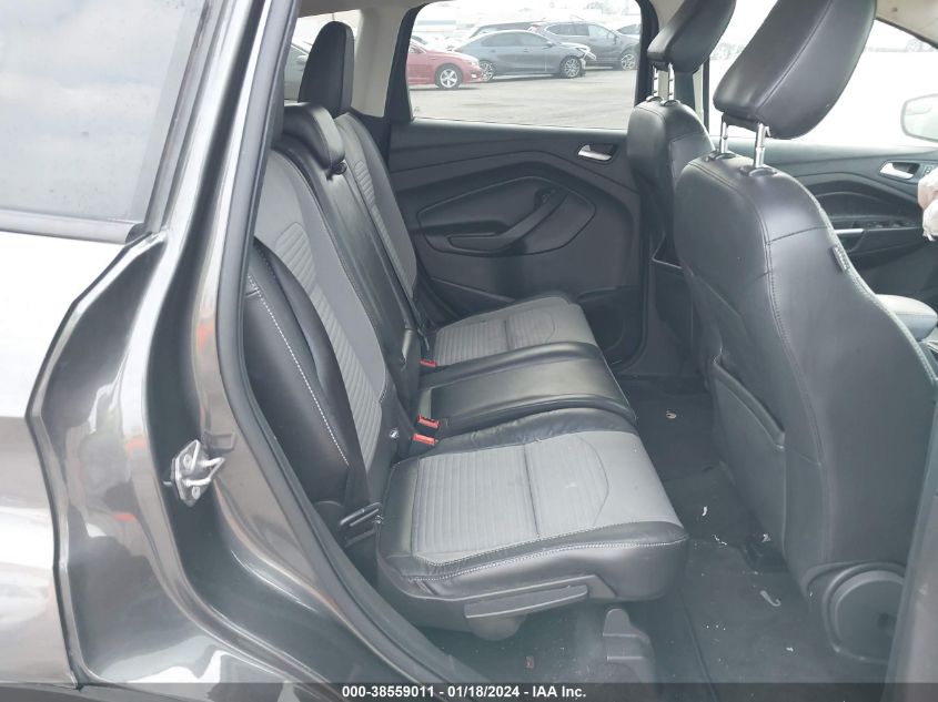 VIN 1FMCU0GD6KUA71964 2019 FORD ESCAPE SE