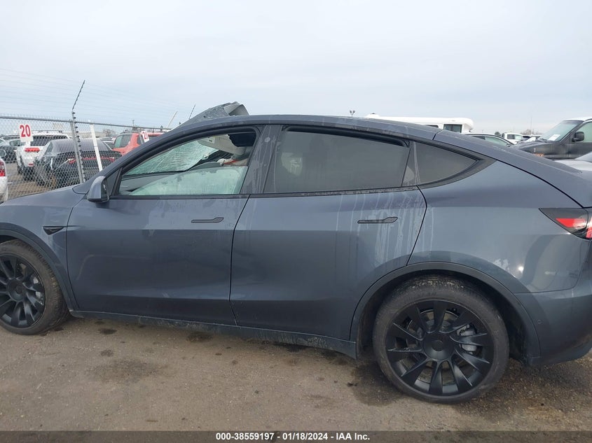 VIN 5YJYGDEEXMF073572 2021 TESLA MODEL Y LONG RANGE DUAL MOTOR ALL-WHEEL DRIVE