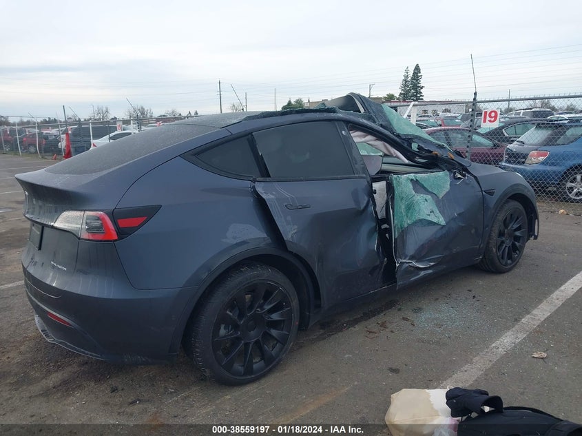 VIN 5YJYGDEEXMF073572 2021 TESLA MODEL Y LONG RANGE DUAL MOTOR ALL-WHEEL DRIVE