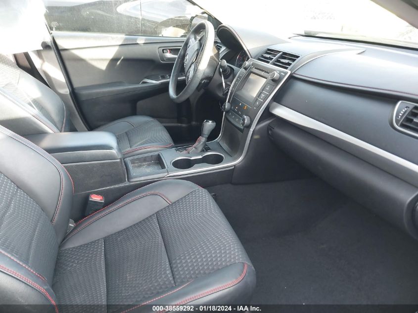 2015 TOYOTA CAMRY SE - 4T1BF1FK8FU055072