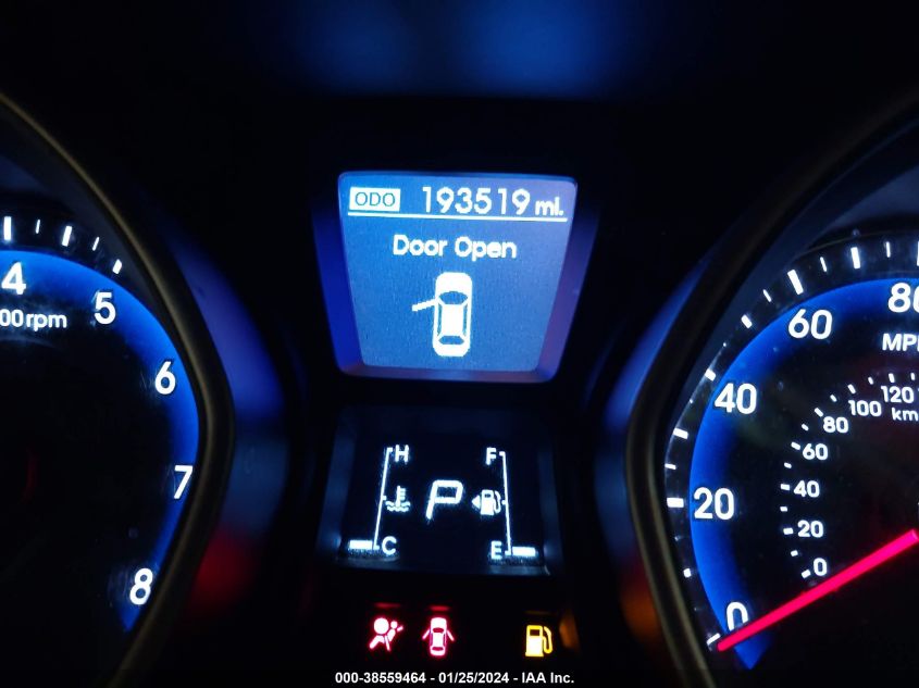 2013 HYUNDAI ELANTRA GT - KMHD35LE0DU051571