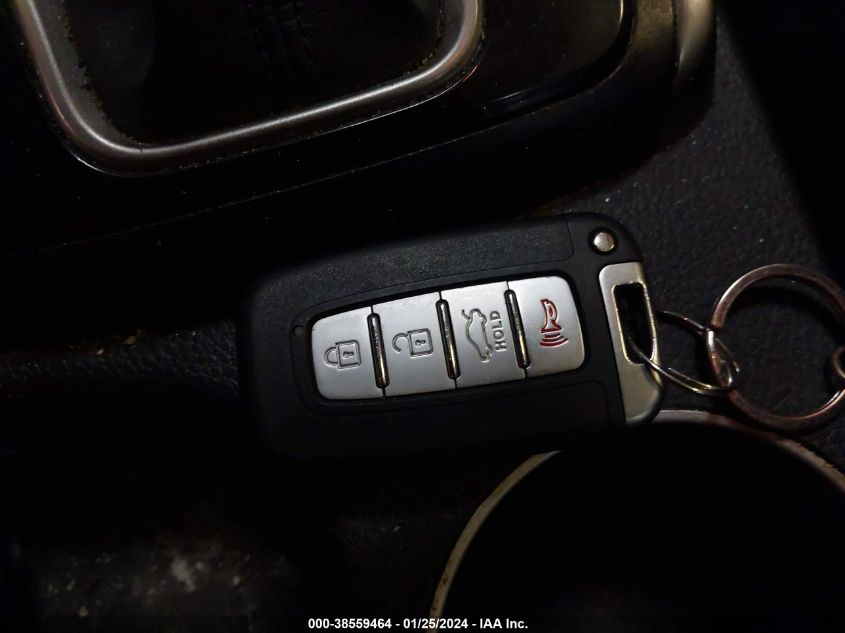 2013 HYUNDAI ELANTRA GT - KMHD35LE0DU051571