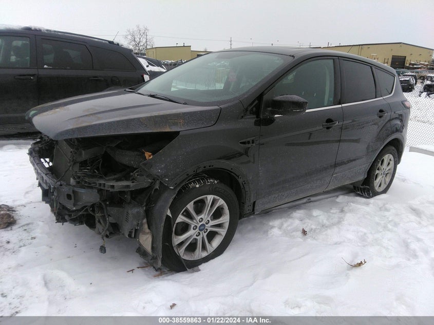 VIN 1FMCU0GD8HUD37252 2017 FORD ESCAPE SE