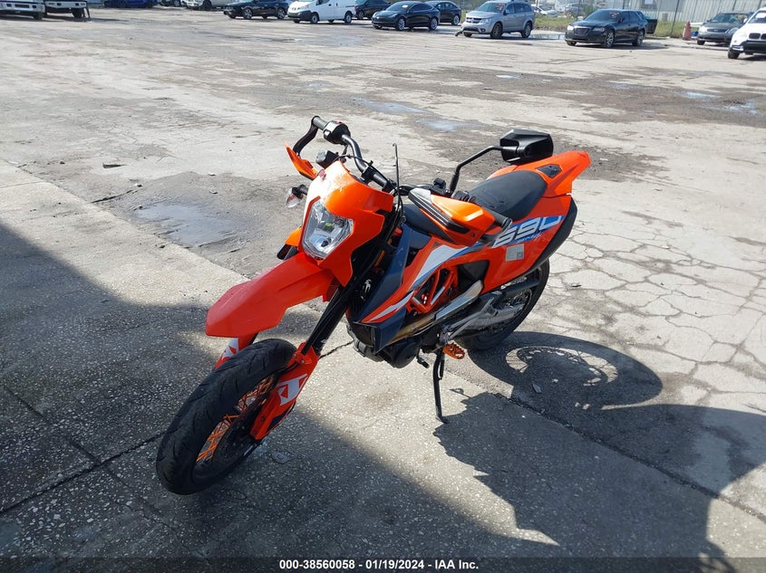 VIN VBKLSV403PM751304 2023 KTM 690 SMC R