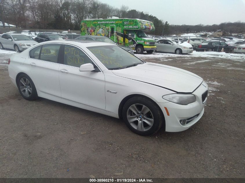 2013 BMW 528I XDRIVE - WBAXH5C52DDW16564