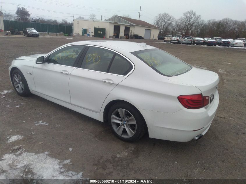 2013 BMW 528I XDRIVE - WBAXH5C52DDW16564