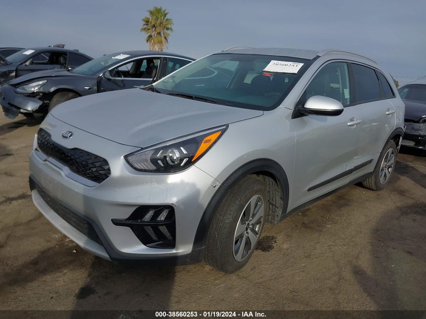 VIN KNDCB3LC2L5438864 2020 KIA NIRO LX
