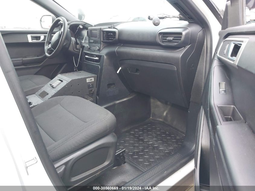 2022 FORD POLICE INTERCEPTOR UTILITY POLICE INTERCEPTOR - 1FM5K8AB1NGA00999