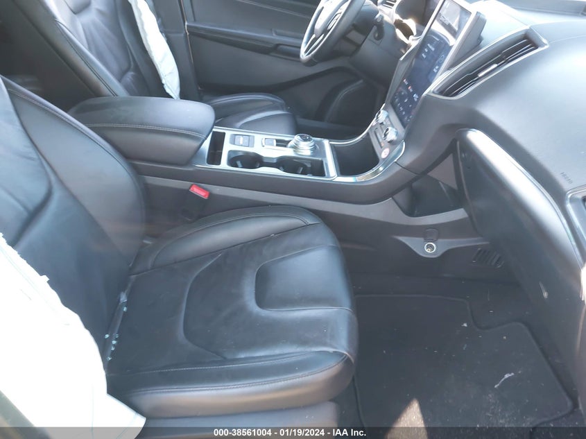 VIN 2FMPK4K98NBA45460 2022 FORD EDGE TITANIUM