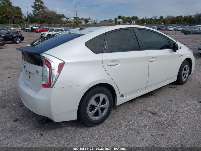 2013 TOYOTA PRIUS THREE - JTDKN3DU2D5685491