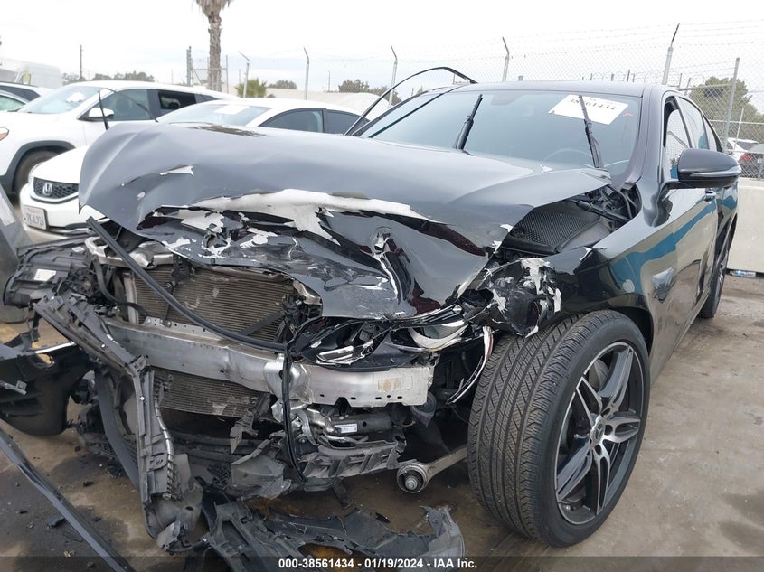 VIN WDDZF4JB7KA613992 2019 MERCEDES-BENZ E 300