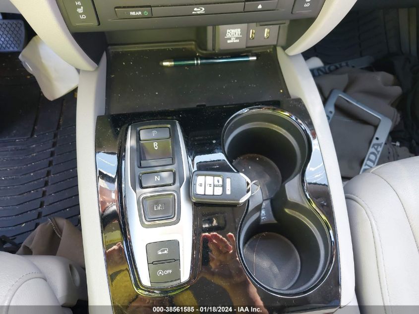 2017 HONDA PILOT TOURING - 5FNYF6H99HB028660