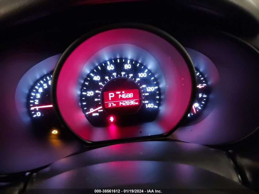 2015 KIA SOUL + - KNDJP3A54F7112375