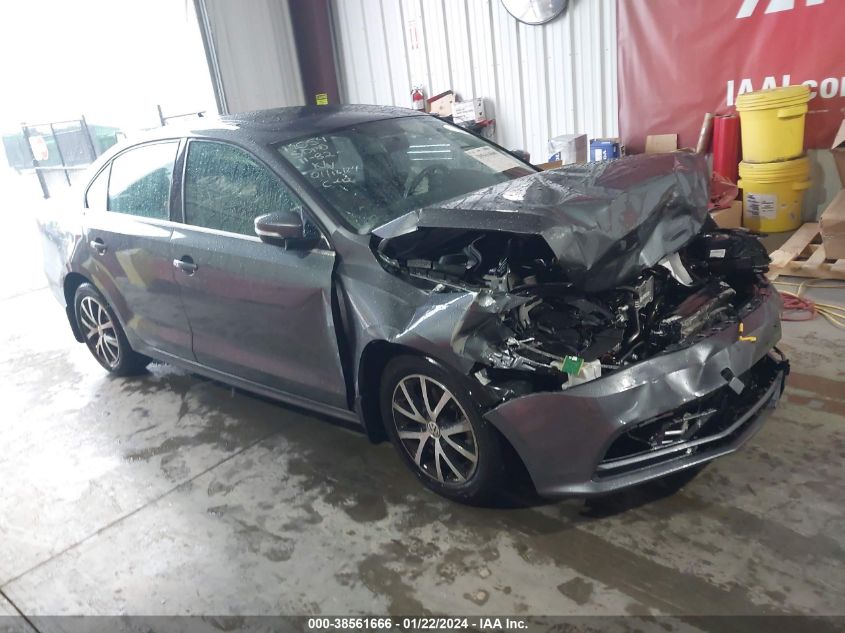 2018 VOLKSWAGEN JETTA SE/WOLFSBURG - 3VWDB7AJ2JM263145