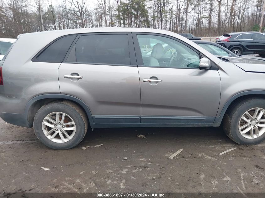 2015 KIA SORENTO LX - 5XYKT3A69FG601138