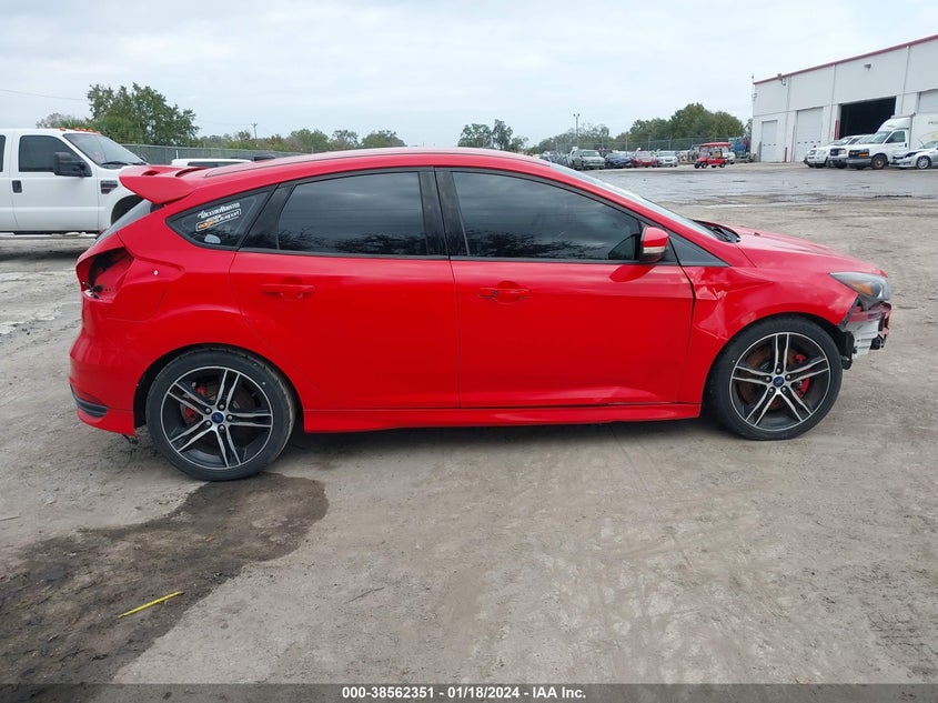 VIN 1FADP3L92HL262157 2017 FORD FOCUS ST